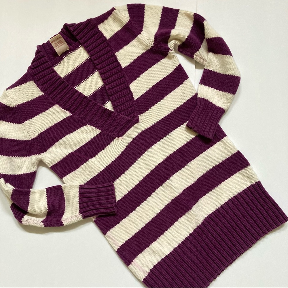 Girls Long v-neck Striped Sweater Long sleeves